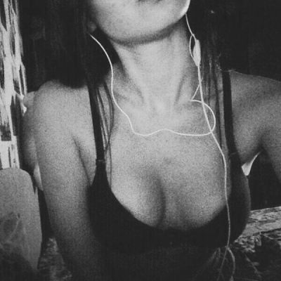 Вика, 8 969 653-91-76 Снять шлюху в Волгограде (Вика, от 5000 руб. в час)