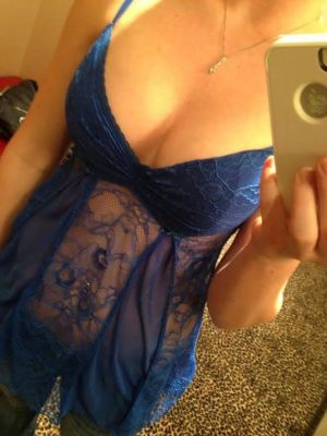 Лера, 8 904 773-37-96 Лера, 30 лет - госпожа-страпонесса