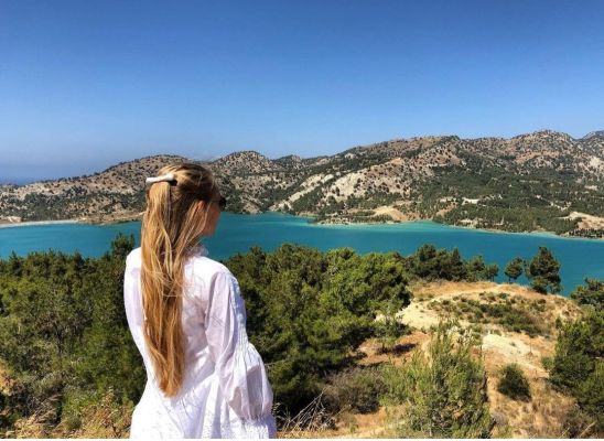 Алина, 8 938 403-13-25 VIP девушка Алина, рост: 172, вес: 56, от 8000 руб. в час