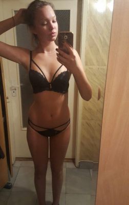 Юля, 8 937 098-41-22 Вызвать проститутку на дом в Волгограде (Юля, от 4000 руб. в час)