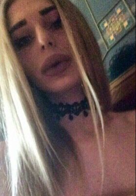 Эрика Транссе, 8 928 768-21-81 Эрика Транссе, 21 лет - эротический массаж пениса