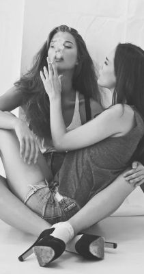 ИНДИ и ДЕВ С СЮРПРИЗОМ, 8 988 755-44-32