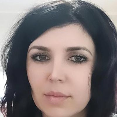 Яна Агеева , 8 977 393-82-56