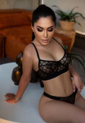 Лиза, 8 965 307-70-76