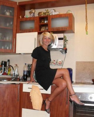 Ксюша, 8 961 082-03-69 индивидуалка по вызову Ксюша, 41 лет, Волгоград, работает 24 7