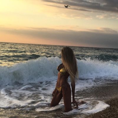 Милана, 8 904 431-70-59 Мила, 25 лет — нежный бдсм