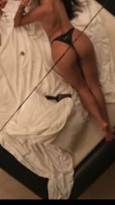 Виктория, 8 988 399-08-93 купить проститутку в Волгограде (Виктория, тел. 8 988 399-08-93)